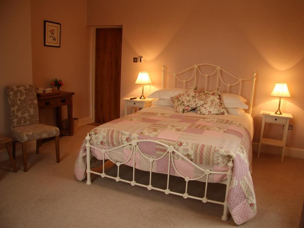 New Hall Farm Ellesmere Port Room photo